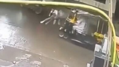 15-year-old girl injured in Mumbai hit-and-run, police launch hunt for absconding biker 15-year-old girl injured in Mumbai hit-and-run, police launch hunt for absconding biker