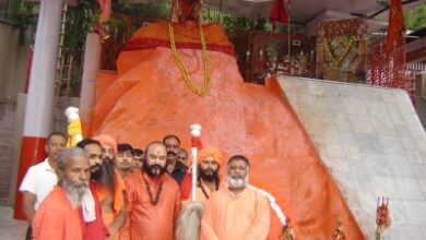 Lord Shiva’s holy mace, ‘Chhari Mubarak’ leaves for Amarnath cave shrine Lord Shiva’s holy mace, ‘Chhari Mubarak’ leaves for Amarnath cave shrine