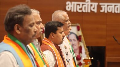 BJP passes resolution to protect Vande Mataram legacy, condemns CWC decision to limit it to two-stanzas BJP passes resolution to protect Vande Mataram legacy, condemns CWC decision to limit it to two-stanzas