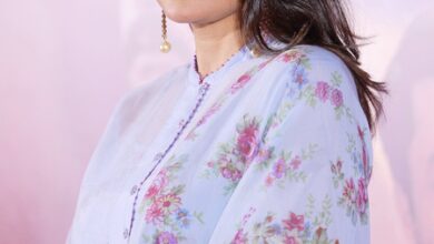 Kareena Kapoor reacts to pregnancy rumours; Shares the real reason behind that paunch Kareena Kapoor reacts to pregnancy rumours; Shares the real reason behind that paunch