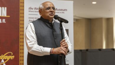 Gujarat CM hails ‘vibrant’ India at Akshardham Gujarat CM hails ‘vibrant’ India at Akshardham