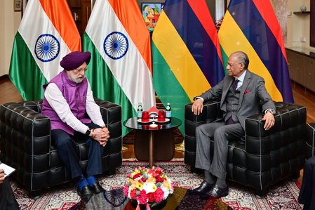 India-Mauritius discuss strengthening energy partnership India-Mauritius discuss strengthening energy partnership