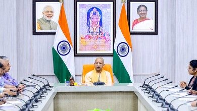 UP govt transfers 17 IAS Officers in major late-night administrative reshuffle UP govt transfers 17 IAS Officers in major late-night administrative reshuffle