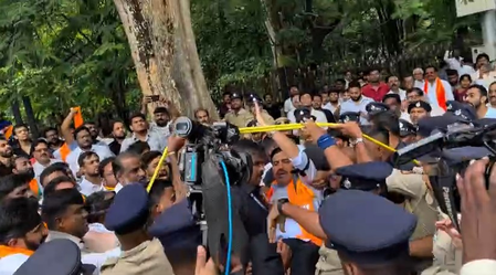 K’taka BJP leaders lay siege to Vidhana Soudha, demand Nagendra’s resignation; many detained