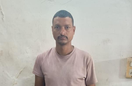 Gujarat: 387 codeine cough syrup bottles seized in Ahmedabad; one arrested Gujarat: 387 codeine cough syrup bottles seized in Ahmedabad; one arrested