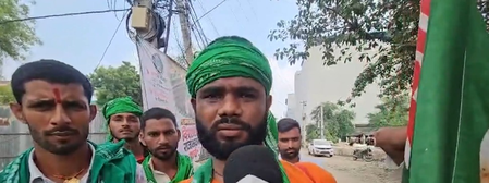 RJD chief fan walks to Patna carrying Gangajal for ‘Lord Lalu Yadav’ RJD chief fan walks to Patna carrying Gangajal for ‘Lord Lalu Yadav’