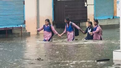Heavy rain batters Delhi-NCR, flights disrupted, Gurugram issues WFH advisory