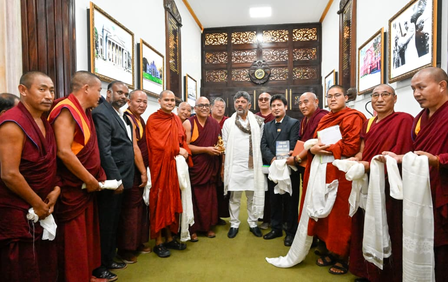 K’taka: Buddhist delegation urges Shivakumar to bring BDC under Minority Welfare Dept K’taka: Buddhist delegation urges Shivakumar to bring BDC under Minority Welfare Dept