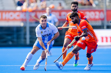 Hockey World Cup: Indian men’s team’s semis hopes end in 3-5 defeat against Argentina (Lead) Hockey World Cup: Indian men’s team’s semis hopes end in 3-5 defeat against Argentina (Lead)