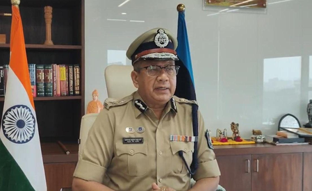 Gujarat: Ahmedabad Police register 436 prohibition cases, arrest 476 after Bhavnagar liquor deaths