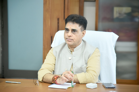 Gujarat Minister says H1N1 situation under control, orders hospitals to strengthen preparedness Gujarat Minister says H1N1 situation under control, orders hospitals to strengthen preparedness