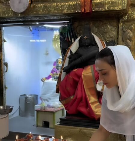Preity Zinta visits Kanapathy temple in Paris on ‘Sawan Somwar”, says ‘Who would have thought’ Preity Zinta visits Kanapathy temple in Paris on ‘Sawan Somwar”, says ‘Who would have thought’