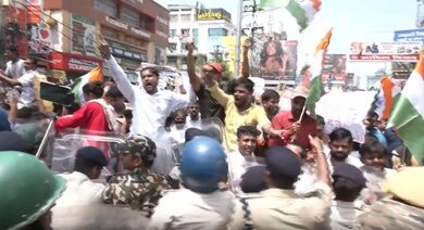 Bihar TRE-4 row: Students on Patna streets; unrest spreads as protesters clash with police (Lead)