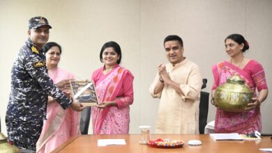 Gujarat anganwadi workers send 4.5 lakh rakhis to soldiers ahead of Raksha Bandhan Gujarat anganwadi workers send 4.5 lakh rakhis to soldiers ahead of Raksha Bandhan
