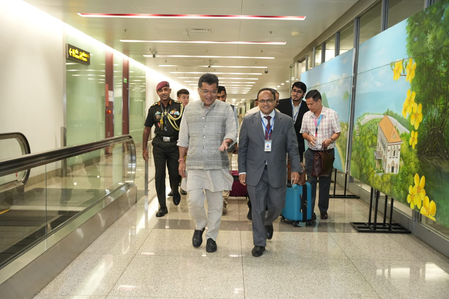 MoS Margherita arrives in Vietnam on first leg of three-nation visit MoS Margherita arrives in Vietnam on first leg of three-nation visit