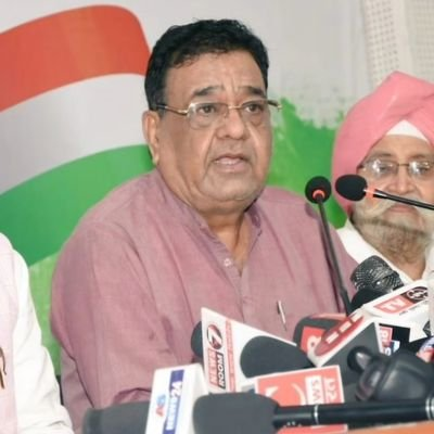 Congress seeks CBI probe into alleged Rs 600-crore financial irregularities in MP govt Congress seeks CBI probe into alleged Rs 600-crore financial irregularities in MP govt