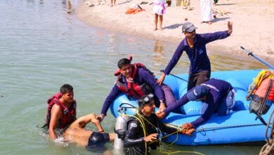 MP: Father and son swept away in Narmada River, rescue operation underway MP: Father and son swept away in Narmada River, rescue operation underway