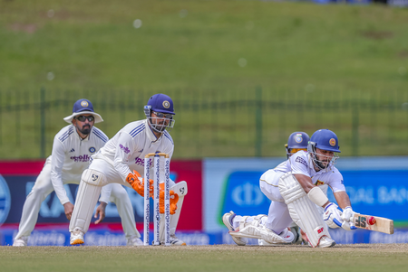 2nd Test: Dinusha, Nuwantha fight back for Sri Lanka in wicketless morning session 2nd Test: Dinusha, Nuwantha fight back for Sri Lanka in wicketless morning session