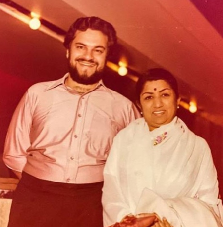 Neil Nitin Mukesh shares grandfather Mukesh’s cherished memories with Lata Mangeshkar on his 50th death anniversary Neil Nitin Mukesh shares grandfather Mukesh’s cherished memories with Lata Mangeshkar on his 50th death anniversary