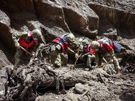 North Korean leader Kim Jong-un expresses sympathy over deadly Nepal floods