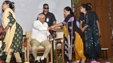 Gujarat leaders extend Raksha Bandhan greetings; stress sibling bond, women empowerment