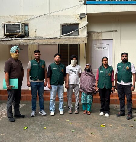 Indian SIM cards sent to Pakistan via Dubai to access WhatsApp groups: Delhi Police bust spy module (Ld)