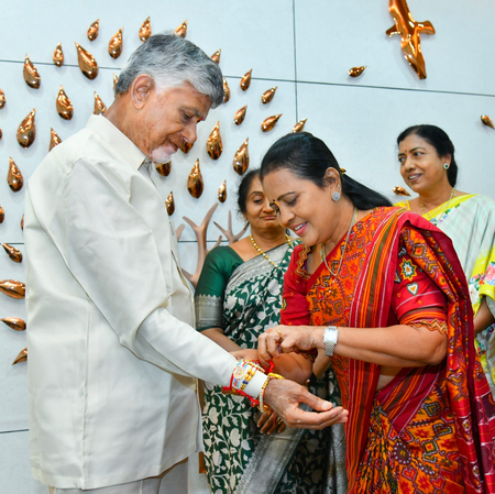 Women leaders tie Rakhis to Andhra Pradesh CM Naidu Women leaders tie Rakhis to Andhra Pradesh CM Naidu