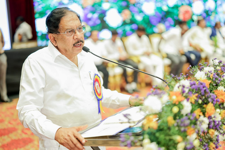 101 taluks declared drought-affected; report to be submitted to Centre soon: Dy CM Parameshwara 101 taluks declared drought-affected; report to be submitted to Centre soon: Dy CM Parameshwara