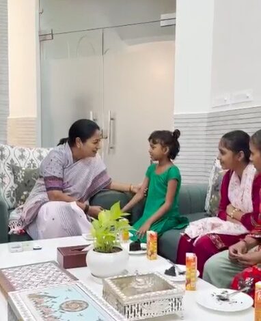 Delhi CM Rekha Gupta hosts street kids, celebrates Raksha Bandhan of hope, dreams Delhi CM Rekha Gupta hosts street kids, celebrates Raksha Bandhan of hope, dreams