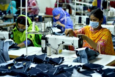Apparel exporters urge Piyush Goyal to regulate cotton yarn exports amid price surge