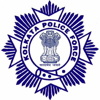Bengal: Police suspend two police officers, remove civic volunteer over extortion charges Bengal: Police suspend two police officers, remove civic volunteer over extortion charges