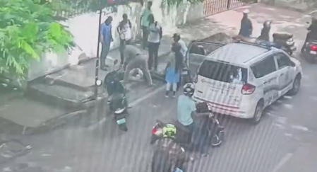 K’taka: Bengaluru cops save man with CPR after chest pain K’taka: Bengaluru cops save man with CPR after chest pain