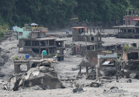 Nepal floods: 219 residents rescued; search on for 100, says TN Minister Nepal floods: 219 residents rescued; search on for 100, says TN Minister