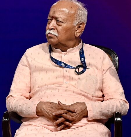 Opposition questions Mohan Bhagwat’s Hindu-Muslim unity remarks, BJP defends message of inclusivity Opposition questions Mohan Bhagwat’s Hindu-Muslim unity remarks, BJP defends message of inclusivity