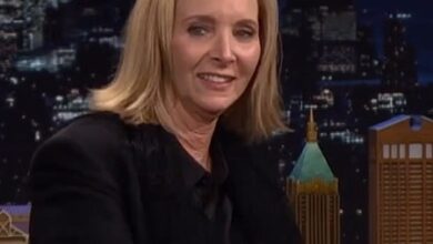 Lisa Kudrow reveals the ‘Friends’ request she refuses to comply with Lisa Kudrow reveals the ‘Friends’ request she refuses to comply with