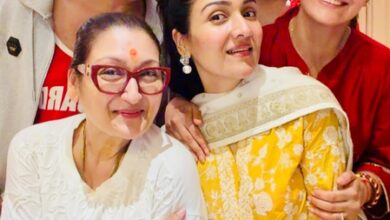 Govinda’s family Krushna Abhishek, Tina Ahuja, Yashvardhan celebrate Rakhi with Sunita Ahuja, actor gives it a miss Govinda’s family Krushna Abhishek, Tina Ahuja, Yashvardhan celebrate Rakhi with Sunita Ahuja, actor gives it a miss