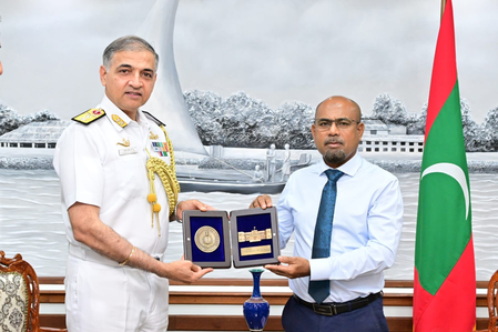 Maldives: Indian delegation calls on Defence Minister, discusses cooperation and regional security Maldives: Indian delegation calls on Defence Minister, discusses cooperation and regional security