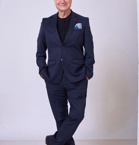Anupam Kher removes moustache for his next, asks ‘should it make a comeback?’