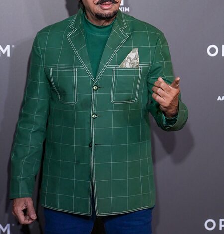 When a flight was delayed due to Gulshan Grover When a flight was delayed due to Gulshan Grover