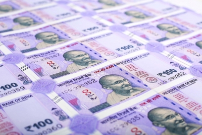 Polymer currency: Govt approves 2 billion banknotes for field trials in Rs 10, Rs 20 denominations Polymer currency: Govt approves 2 billion banknotes for field trials in Rs 10, Rs 20 denominations