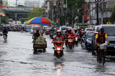 Philippine health authorities warn of water-borne diseases amid floods Philippine health authorities warn of water-borne diseases amid floods