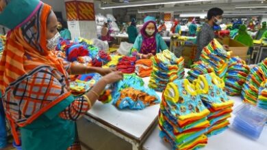 Bangladesh’s garment industry takes river pollution to threatening levels: Report Bangladesh’s garment industry takes river pollution to threatening levels: Report