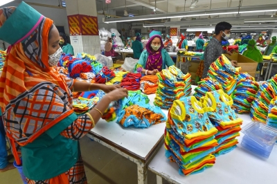 Bangladesh’s garment industry takes river pollution to threatening levels: Report Bangladesh’s garment industry takes river pollution to threatening levels: Report