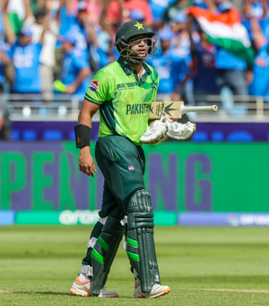 Pak vs Eng: Imam-ul-Haq unlikely for rest of Lord’s Test after left calf tear Pak vs Eng: Imam-ul-Haq unlikely for rest of Lord’s Test after left calf tear