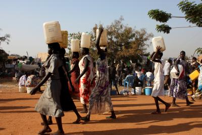 Scorching heat, prolonged power outages deepen hardships in Khartoum Scorching heat, prolonged power outages deepen hardships in Khartoum