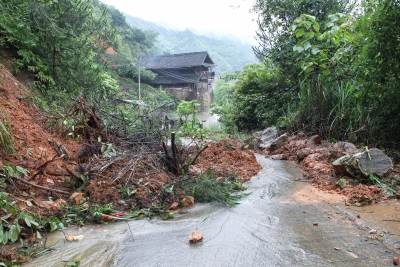 Mudslide, landslide leave 2 dead, 10 missing in China’s Jiangxi