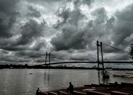 Light to moderate rain forecast across south Bengal till Wednesday, heavy rain likely in few places