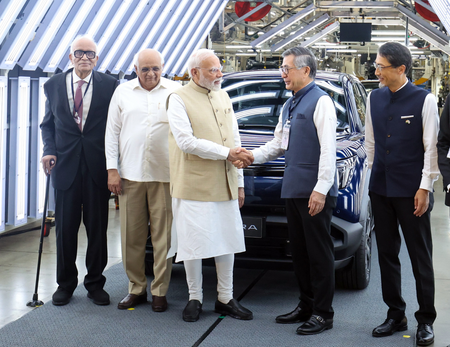 Suzuki Motor to expand India capacity, raise factory productivity by 50 pc Suzuki Motor to expand India capacity, raise factory productivity by 50 pc