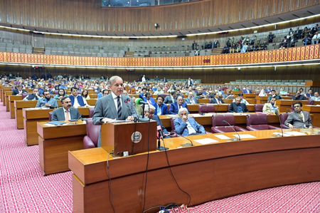 Pakistan’s politics of confrontation exposes deep constitutional imbalance: Report Pakistan’s politics of confrontation exposes deep constitutional imbalance: Report