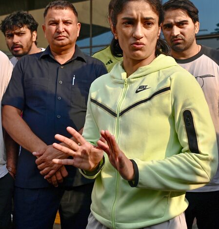Delhi HC seeks WFI stand on Vinesh Phogat’s plea against show-cause notices